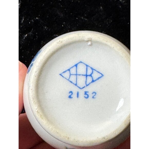 Vintage Hand Painted Gilded Porcelain Perfume Bottle / Vase White Floral - Picture 6 of 7